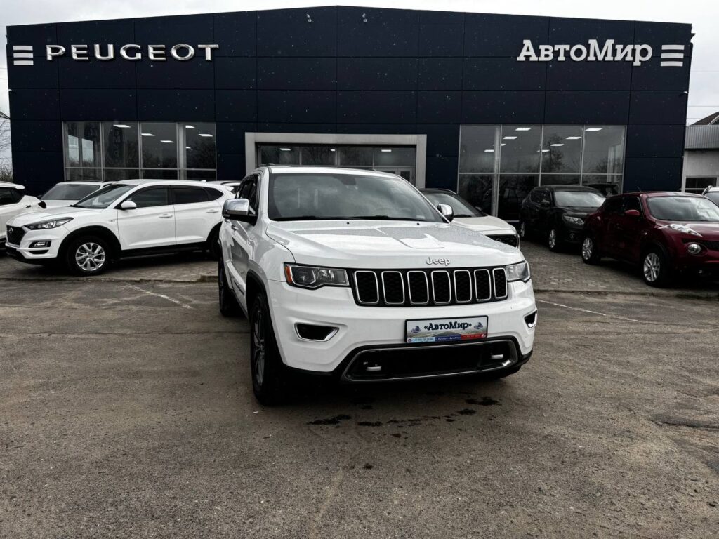 Фотографии авто Jeep Grand Cherokee 3.6 AT AWD в автосалоне Автомир доступные для покупки