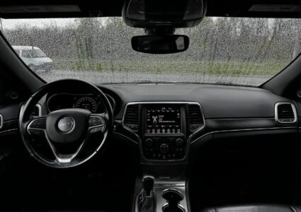 Купить марку машины Jeep Grand Cherokee 3.6 AT AWD 2018 в Луганске