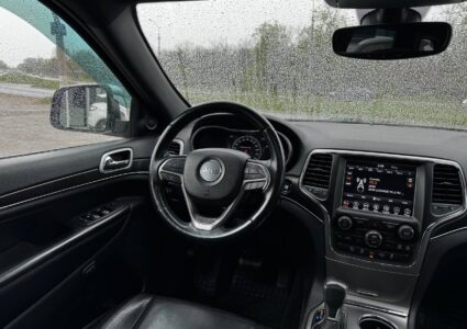Купить марку машины Jeep Grand Cherokee 3.6 AT AWD 2018 в Луганске