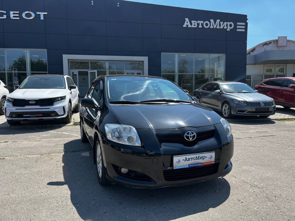 Фотографии авто Toyota Auris 1.6 в автосалоне Автомир доступные для покупки