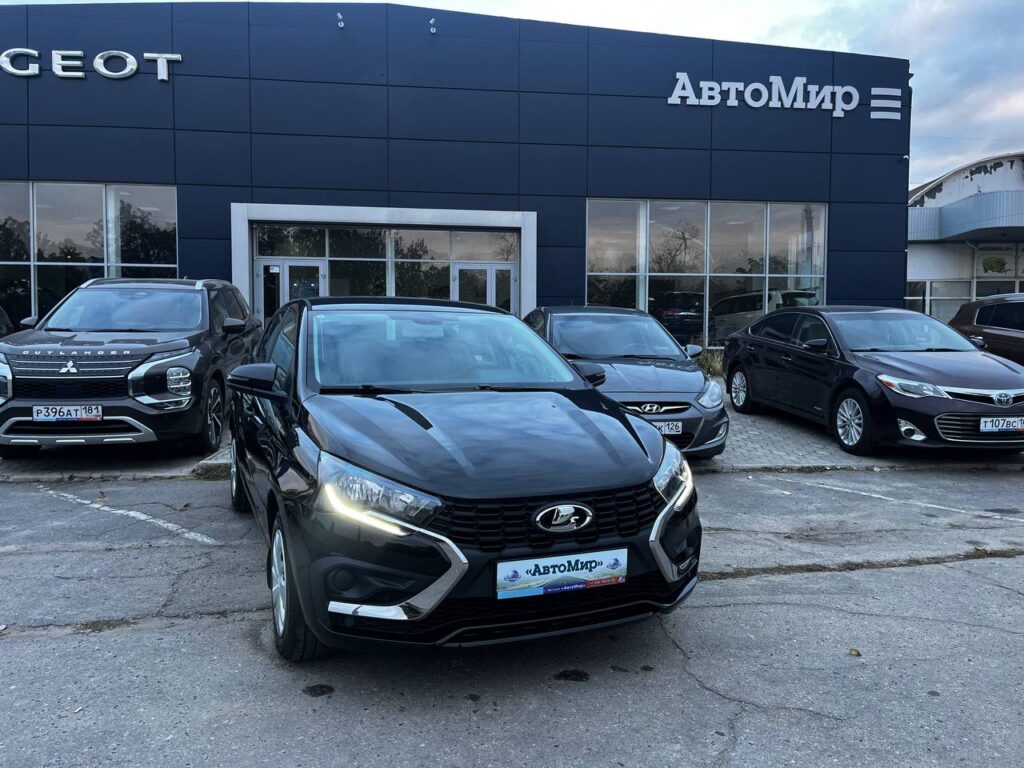 Фотографии авто Lada ISKRA в автосалоне Автомир доступные для покупки