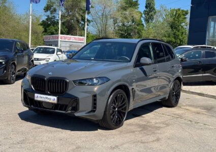 Купить марку машины BMW X5 xDrive50e В наличии в Луганске
