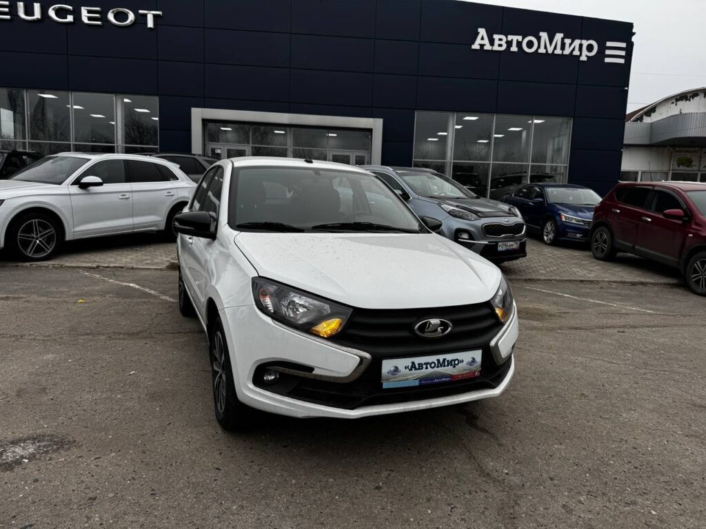 Фотографии авто Lada Granta 1.6 MT Enjoy в автосалоне Автомир доступные для покупки