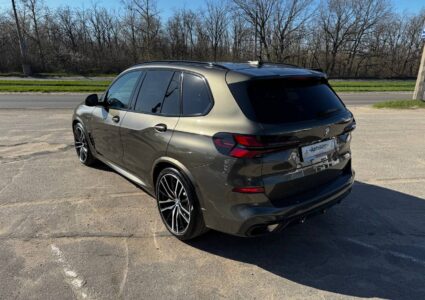Купить марку машины BMW X5 xDrive50e 2024 в Луганске