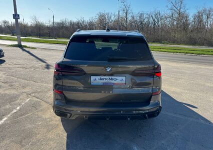 Купить марку машины BMW X5 xDrive50e 2024 в Луганске