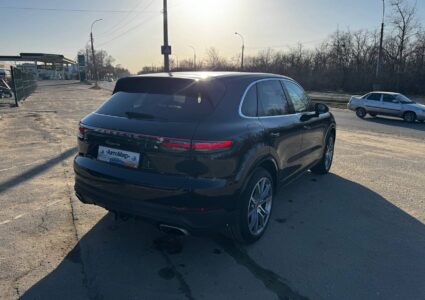 Купить марку машины Porsche Cayenne 2022 в Луганске