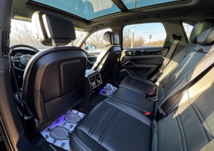 Купить марку машины Porsche Cayenne 2022 в Луганске