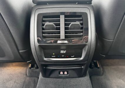 Купить марку машины BMW X4 2.0 AT В наличии в Луганске