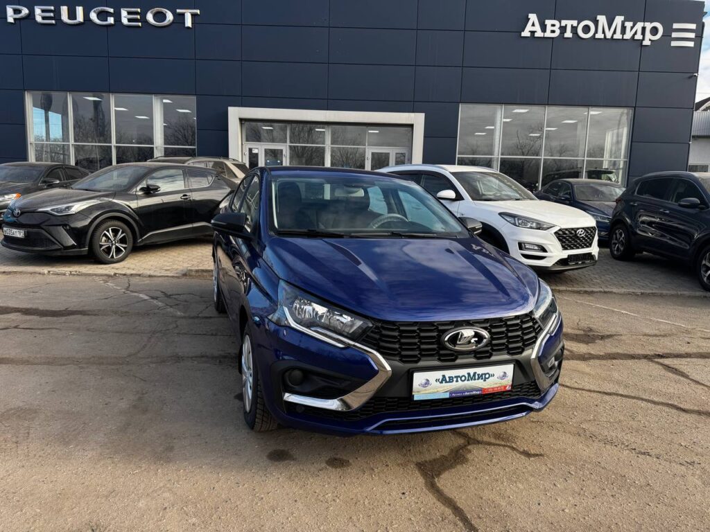 Фотографии авто Lada ISKRA 1.6 MT в автосалоне Автомир доступные для покупки