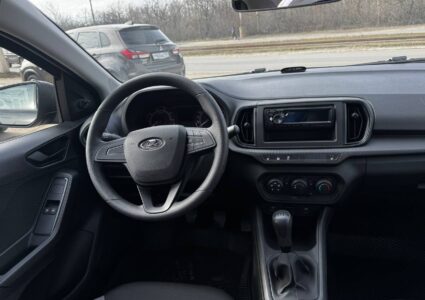 Купить марку машины Lada ISKRA 1.6 MT В наличии в Луганске