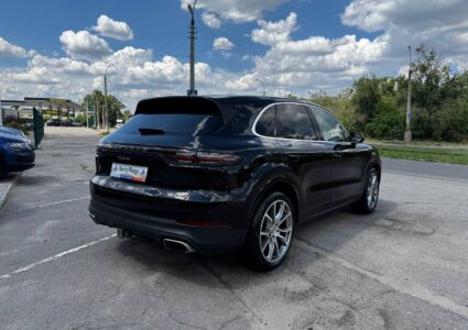 Купить марку машины Porsche Cayenne 2022 в Луганске