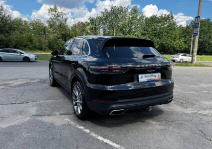 Купить марку машины Porsche Cayenne 2022 в Луганске