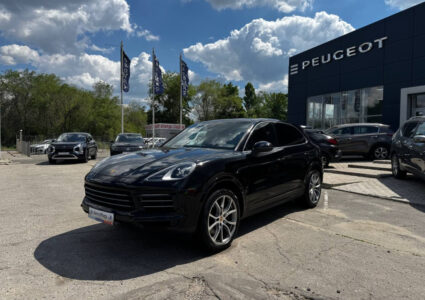 Купить марку машины Porsche Cayenne 2022 в Луганске