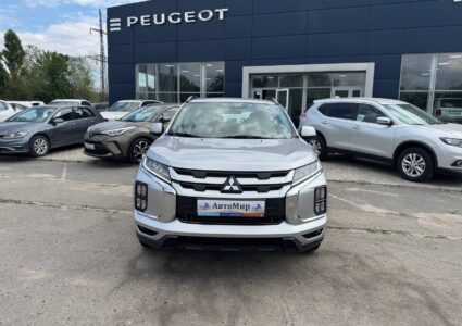 Купить марку машины Mitsubishi ASX В наличии в Луганске