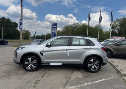 Купить марку машины Mitsubishi ASX В наличии в Луганске