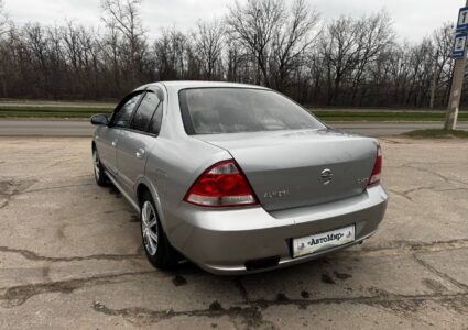 Купить марку машины Nissan Almera Classic 1.6 AT 2008 в Луганске