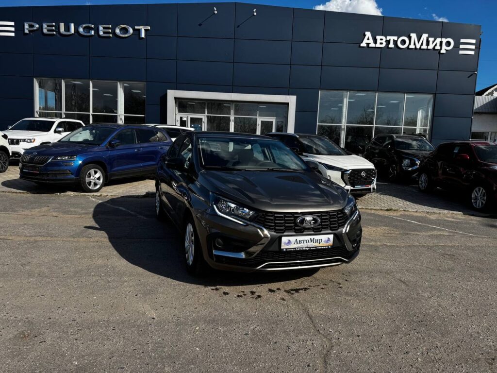 Фотографии авто Lada ISKRA 1.6 MT в автосалоне Автомир доступные для покупки