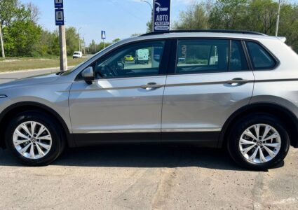 Купить марку машины Volkswagen Tiguan 2021 в Луганске