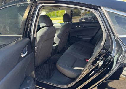 Купить марку машины Honda Insight 2020 в Луганске