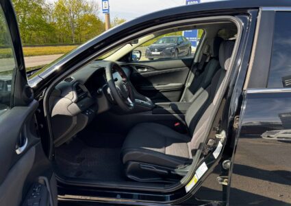 Купить марку машины Honda Insight 2020 в Луганске