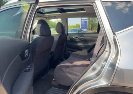 Купить марку машины Nissan X-Trail 2.0 2015 в Луганске