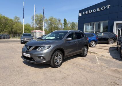 Купить марку машины Nissan X-Trail 2.0 2015 в Луганске