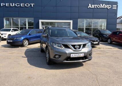 Купить марку машины Nissan X-Trail 2.0 2015 в Луганске