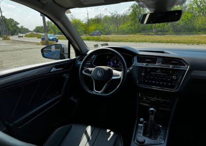 Купить марку машины Volkswagen Tiguan 2.0 AT 2021 в Луганске