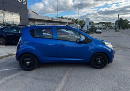 Купить марку машины Chevrolet Spark 2011 в Луганске