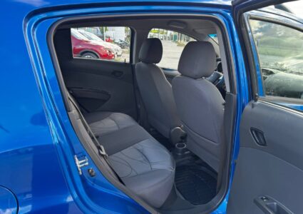Купить марку машины Chevrolet Spark 2011 в Луганске