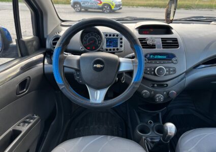 Купить марку машины Chevrolet Spark 2011 в Луганске