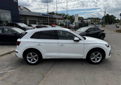 Купить марку машины Audi Q5 2.0 AMT 2022 в Луганске