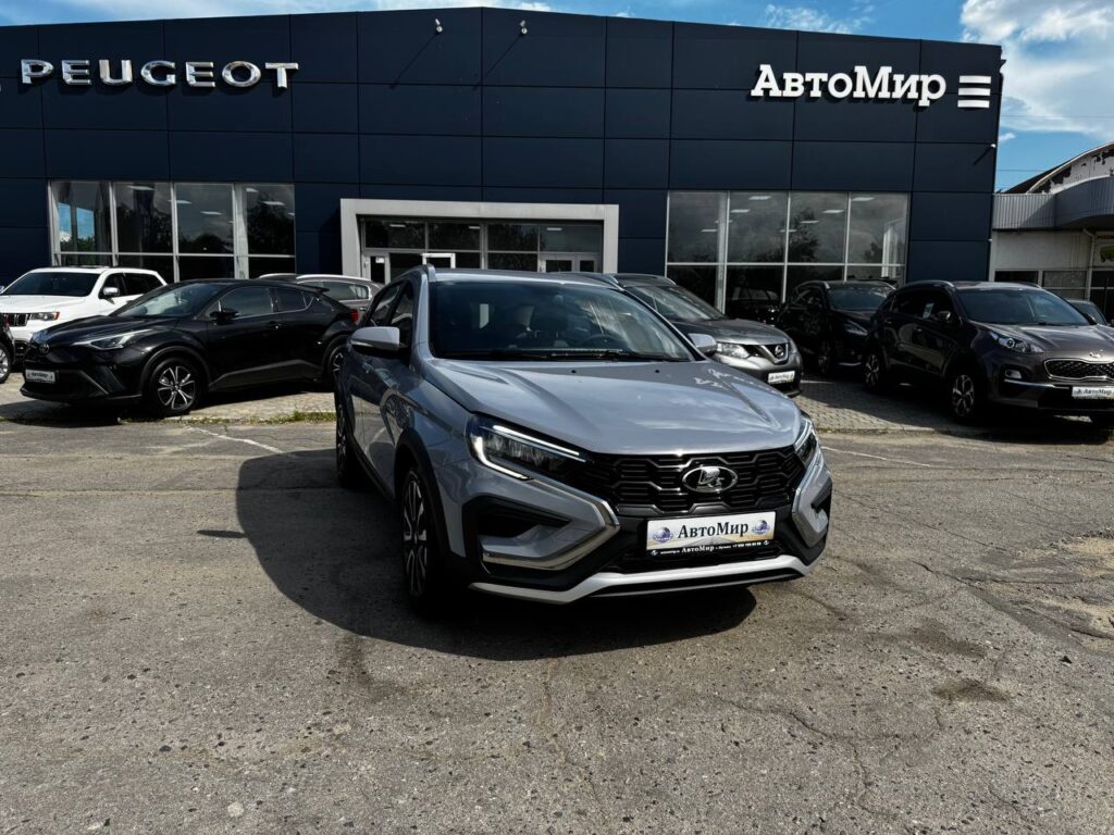 Фотографии авто Lada Vesta SW Cross в автосалоне Автомир доступные для покупки