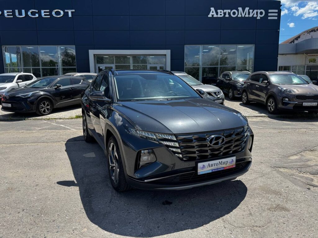 Фотографии авто Hyundai Tucson 2.0 AT 4WD в автосалоне Автомир доступные для покупки