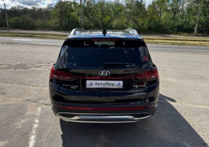 Купить марку машины Hyundai Santa Fe 2021 в Луганске