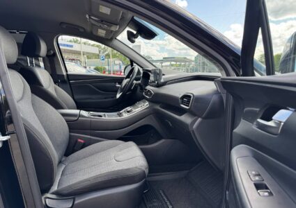 Купить марку машины Hyundai Santa Fe 2021 в Луганске
