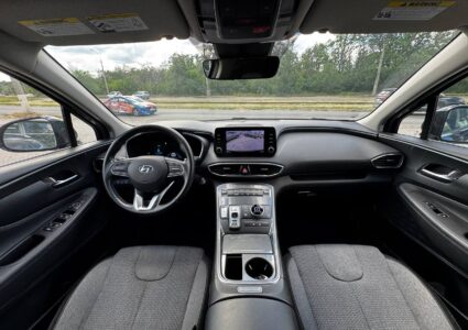 Купить марку машины Hyundai Santa Fe 2021 в Луганске