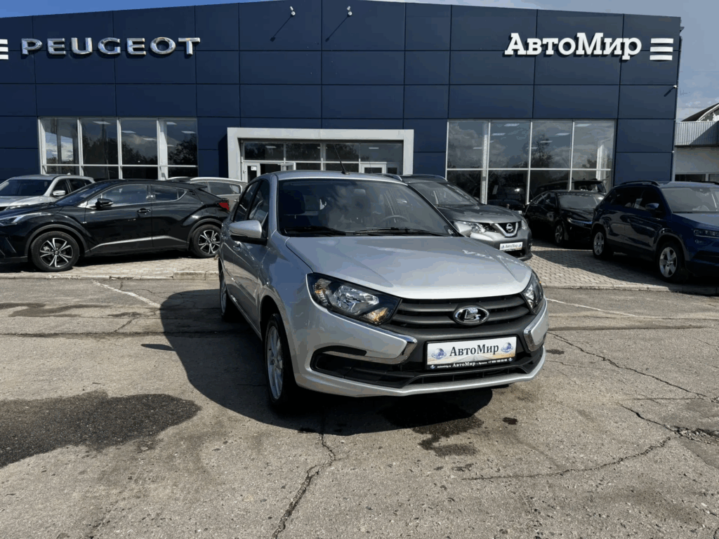 Фотографии авто Lada Granta 1.6 MT в автосалоне Автомир доступные для покупки