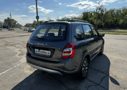 Купить марку машины Lada Granta Cross 1.6 MT Comfort в наличии в Луганске