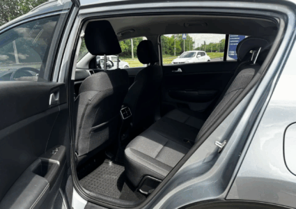 Купить марку машины Kia Sportage 2.0 AT 2020 в Луганске