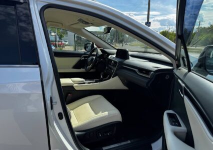 Купить марку машины Lexus RX300 2019 в Луганске