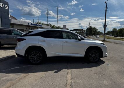 Купить марку машины Lexus RX300 2019 в Луганске