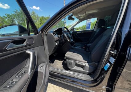 Купить марку машины Volkswagen Tiguan 2.0 4WD 2018 в Луганске