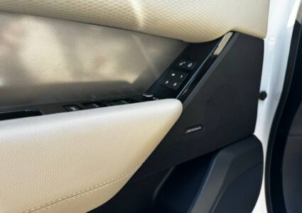 Купить марку машины Land Rover Range Rover Velar 2019 в Луганске
