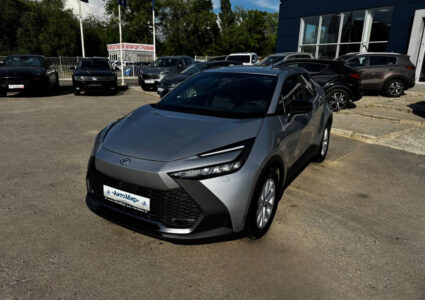 Купить марку машины Toyota C-HR в наличии в Луганске
