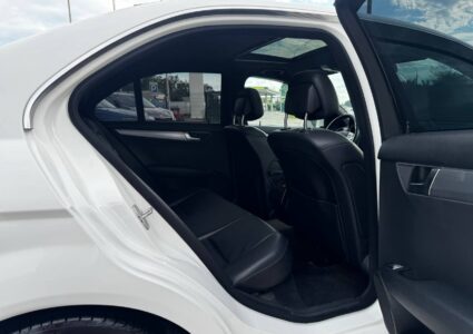 Купить марку машины Mercedes-Benz C250 2014 в Луганске