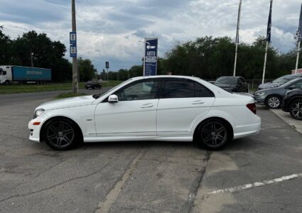 Купить марку машины Mercedes-Benz C250 2014 в Луганске