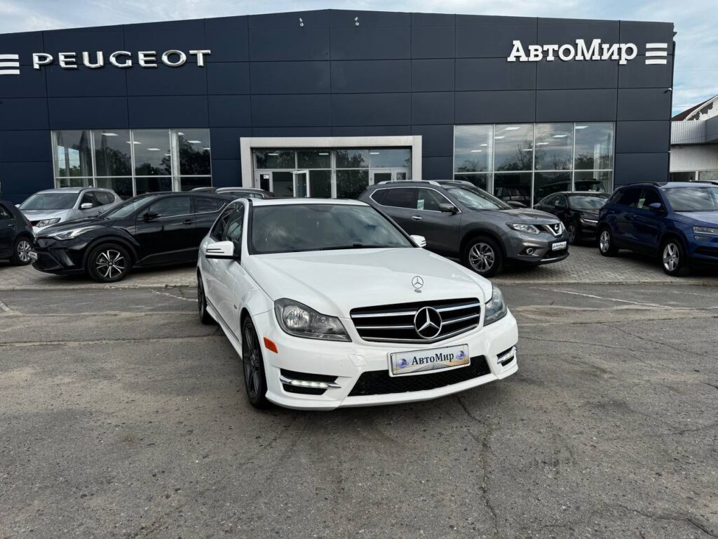 Фотографии авто Mercedes-Benz C250 в автосалоне Автомир доступные для покупки