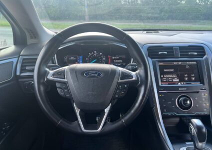 Купить марку машины Ford Fusion 2016 в Луганске
