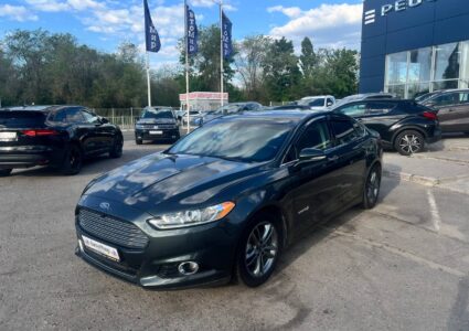 Купить марку машины Ford Fusion 2016 в Луганске